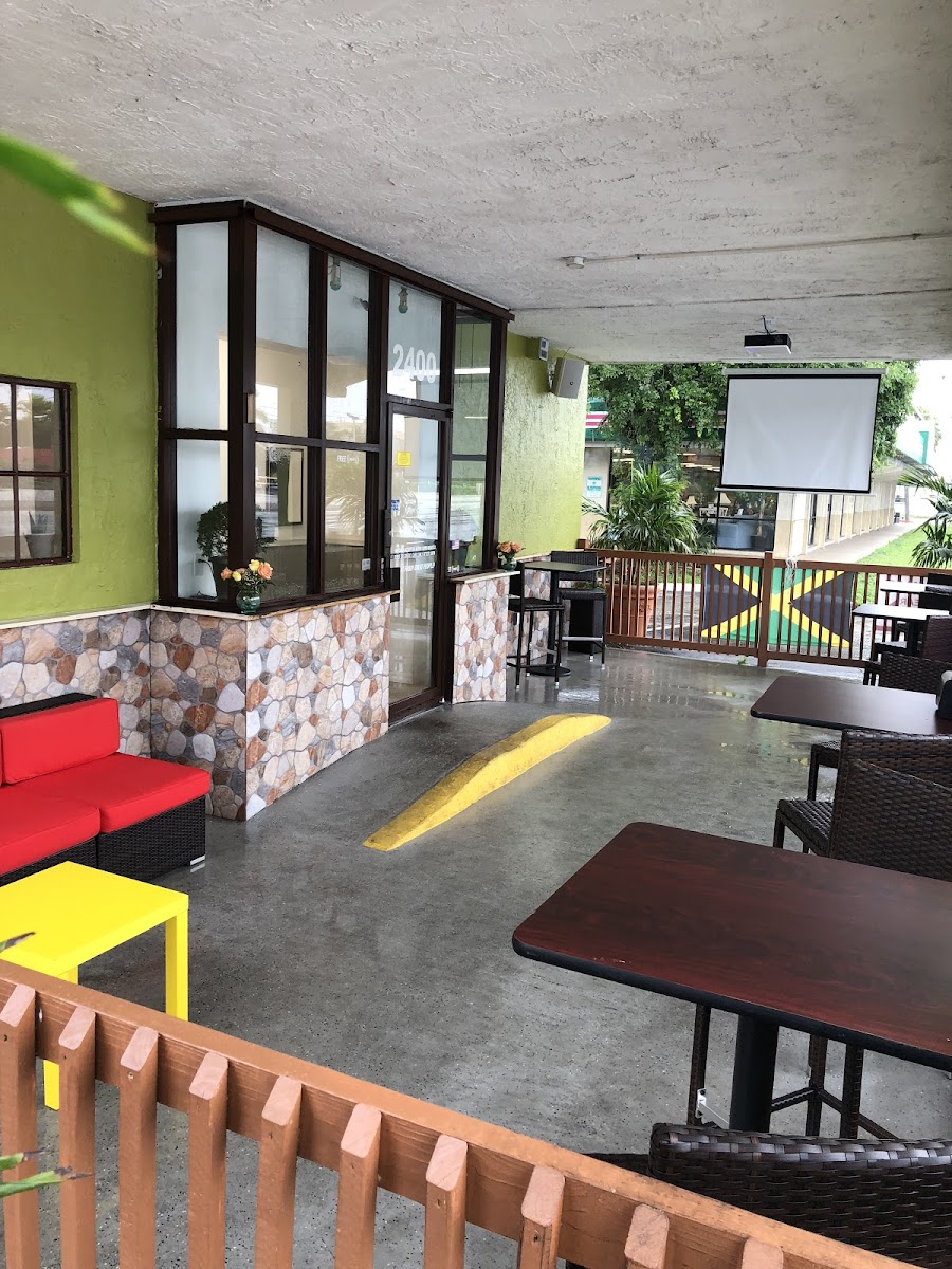 Mr Mack Island Grill